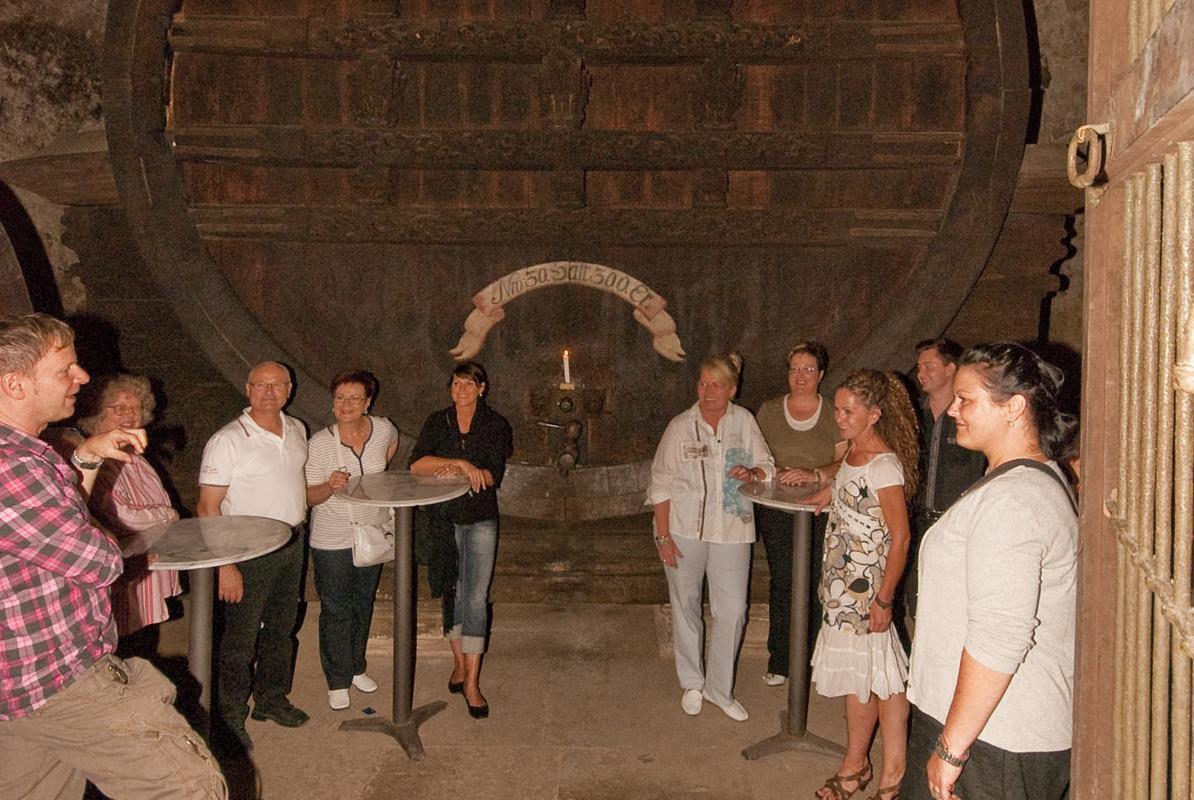 Visitors in the barrel cellar under the gaming pavilion at Ludwigsburg Residential Palace