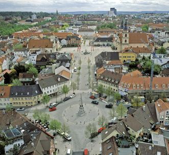 Blick vom Marstallhochhaus nach Süden über den Holzmarkt Richtung Marktplatz