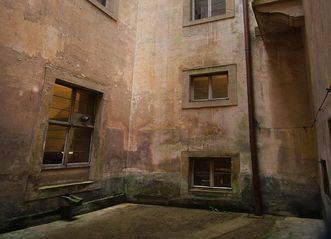 Interior courtyard on the east side of the new central building at Ludwigsburg Residential Palace