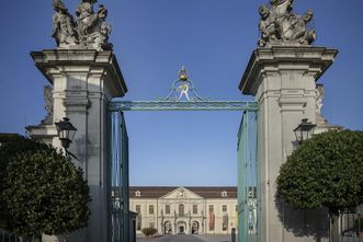 Residenzschloss Ludwigsburg, Eingangstor zum Schlosshof 