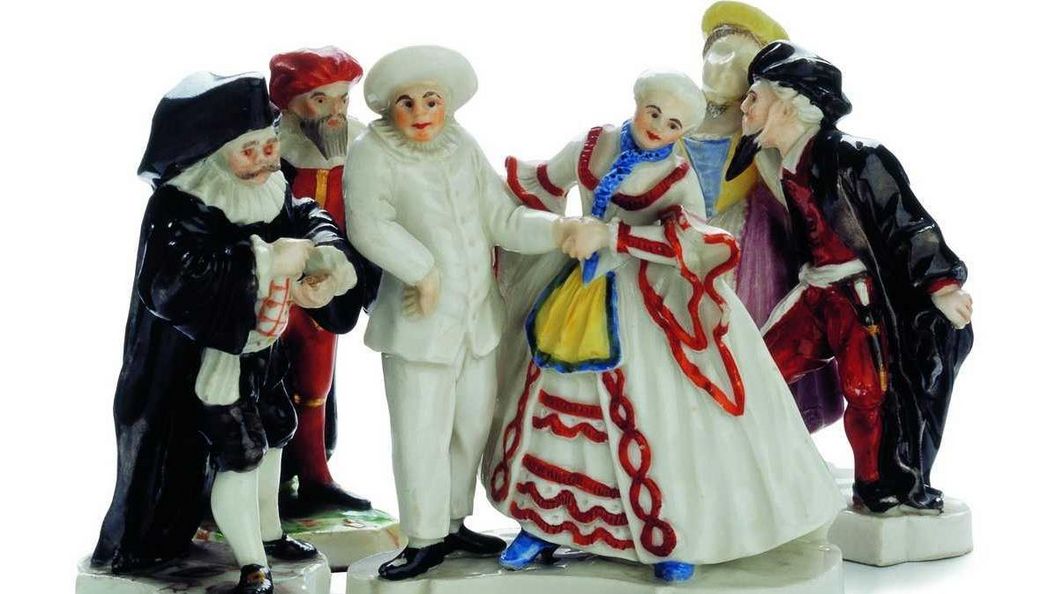 Group of figures from the "Venetian Fair" made of Ludwigsburg porcelain, ceramics museum at Ludwigsburg Residential Palace